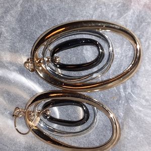 Avon Goldtone Silvertone and Hematite colored Oval Earring and Necklace Set